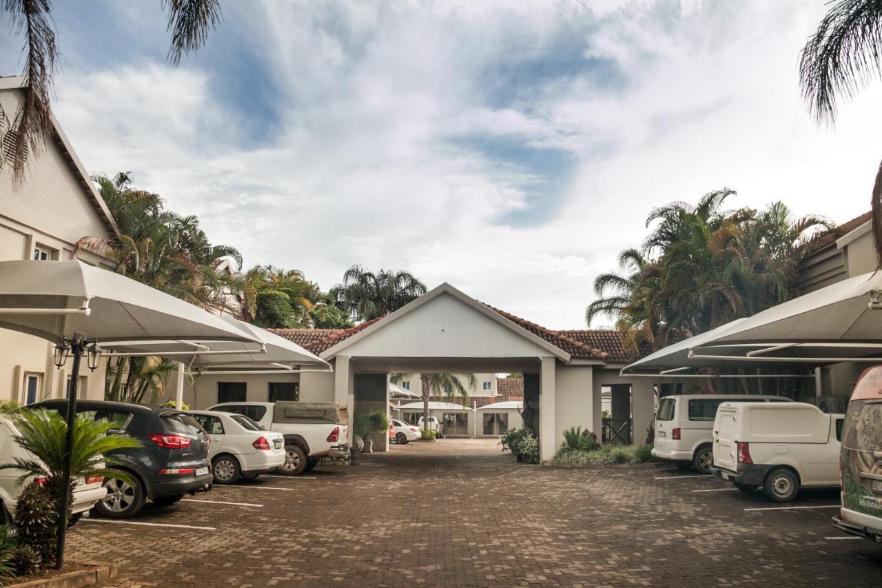 טזאנין Ivory Tusk Lodge מראה חיצוני תמונה