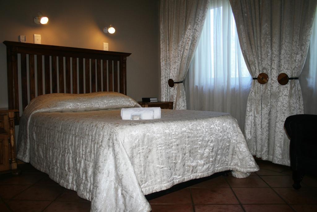 טזאנין Ivory Tusk Lodge מראה חיצוני תמונה