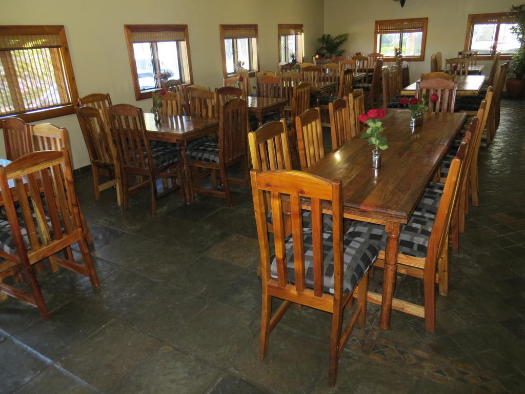 טזאנין Ivory Tusk Lodge מראה חיצוני תמונה