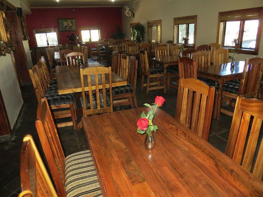 טזאנין Ivory Tusk Lodge מראה חיצוני תמונה