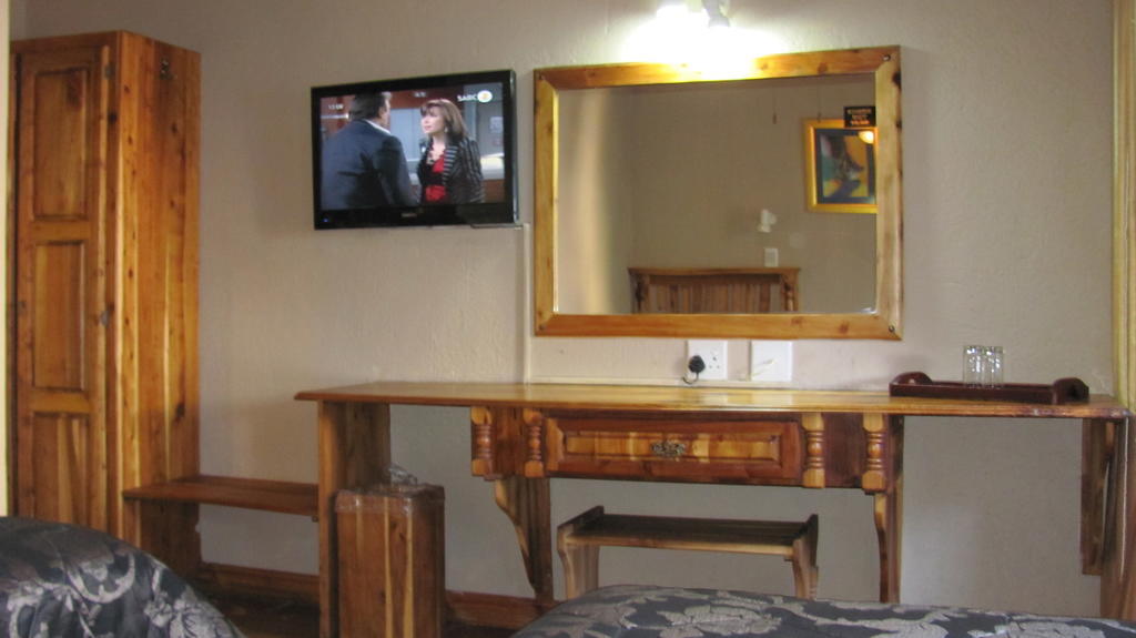 טזאנין Ivory Tusk Lodge חדר תמונה