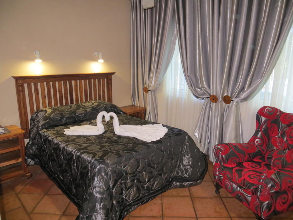 טזאנין Ivory Tusk Lodge חדר תמונה